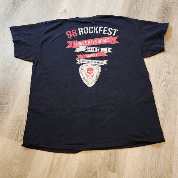 98 Rock Fest 2018 Charleston SC Mens T-Shirt Size XL Black Band Tee Seether - Picture 1 of 6